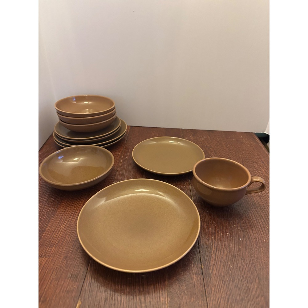 Russel Wright Iroquois Casual China Brown 11 Piece Dinnerware Set Mid Century